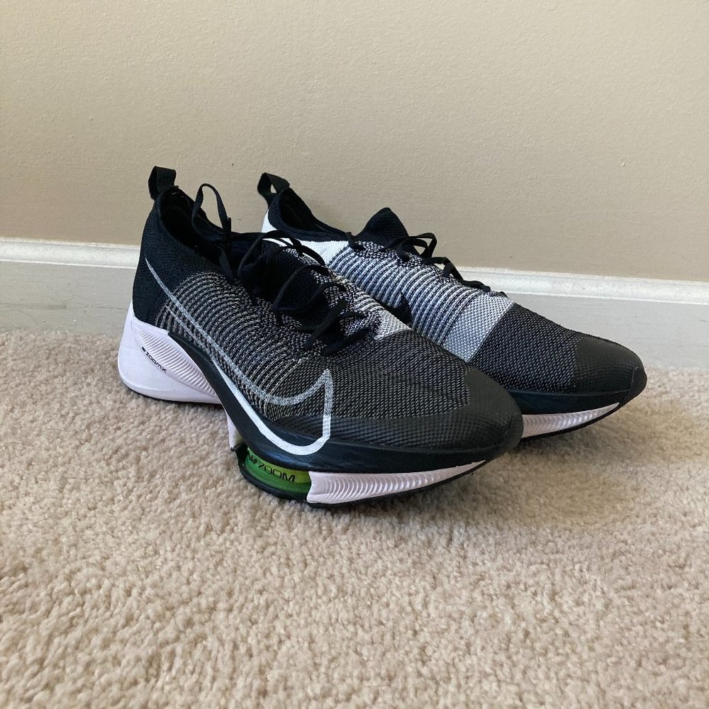 Nike Air Zoom Tempo Next% Flyknit Shoes SZ 11.5